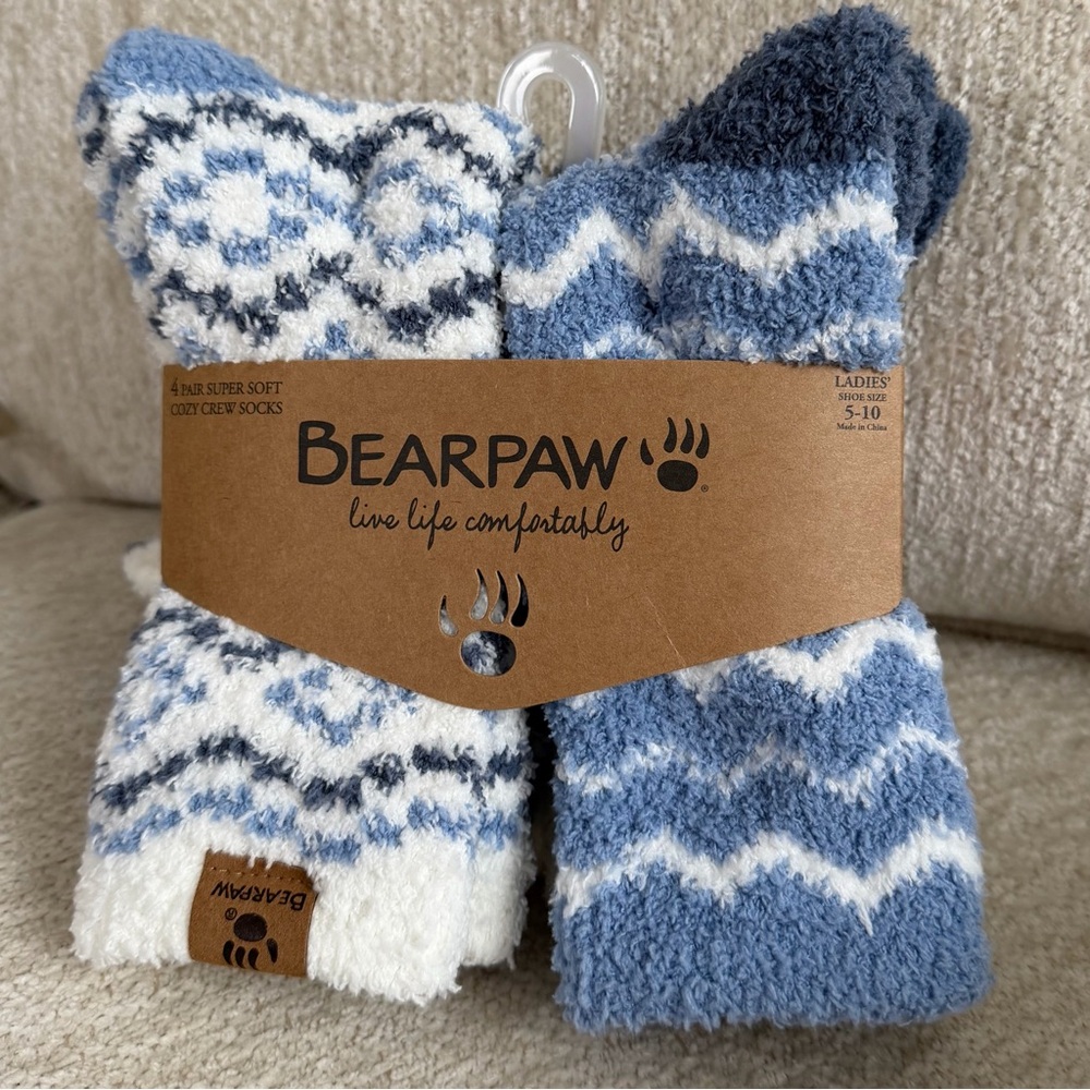 BearPaw Blue and White 4pk Cozy Socks, Sz 9-11